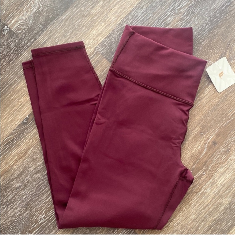 Fabletics Merlot Leggings